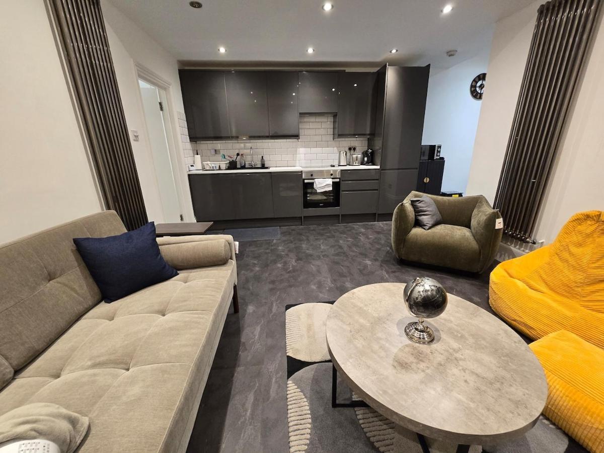 Westbourne Gardens Flat *