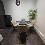 Westbourne Gardens Flat
