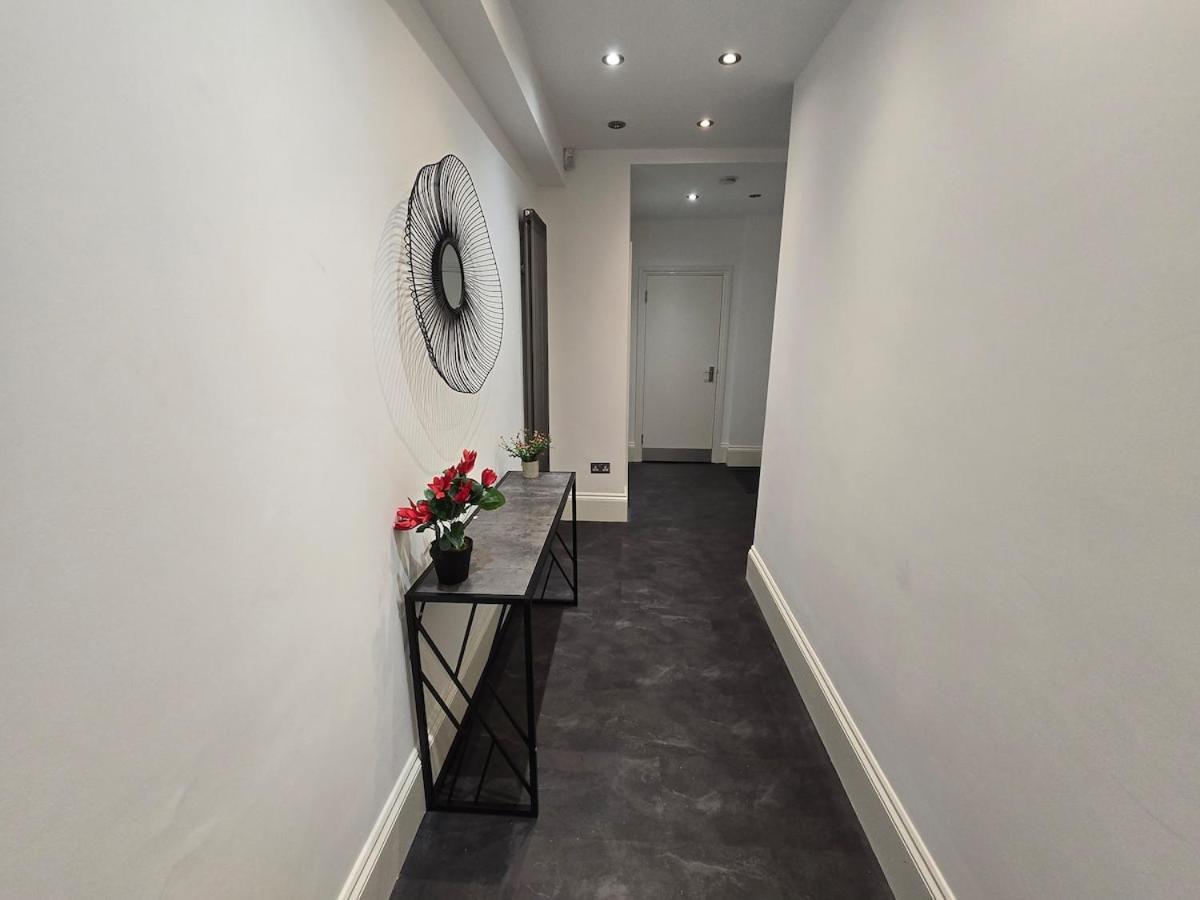 Westbourne Gardens Flat